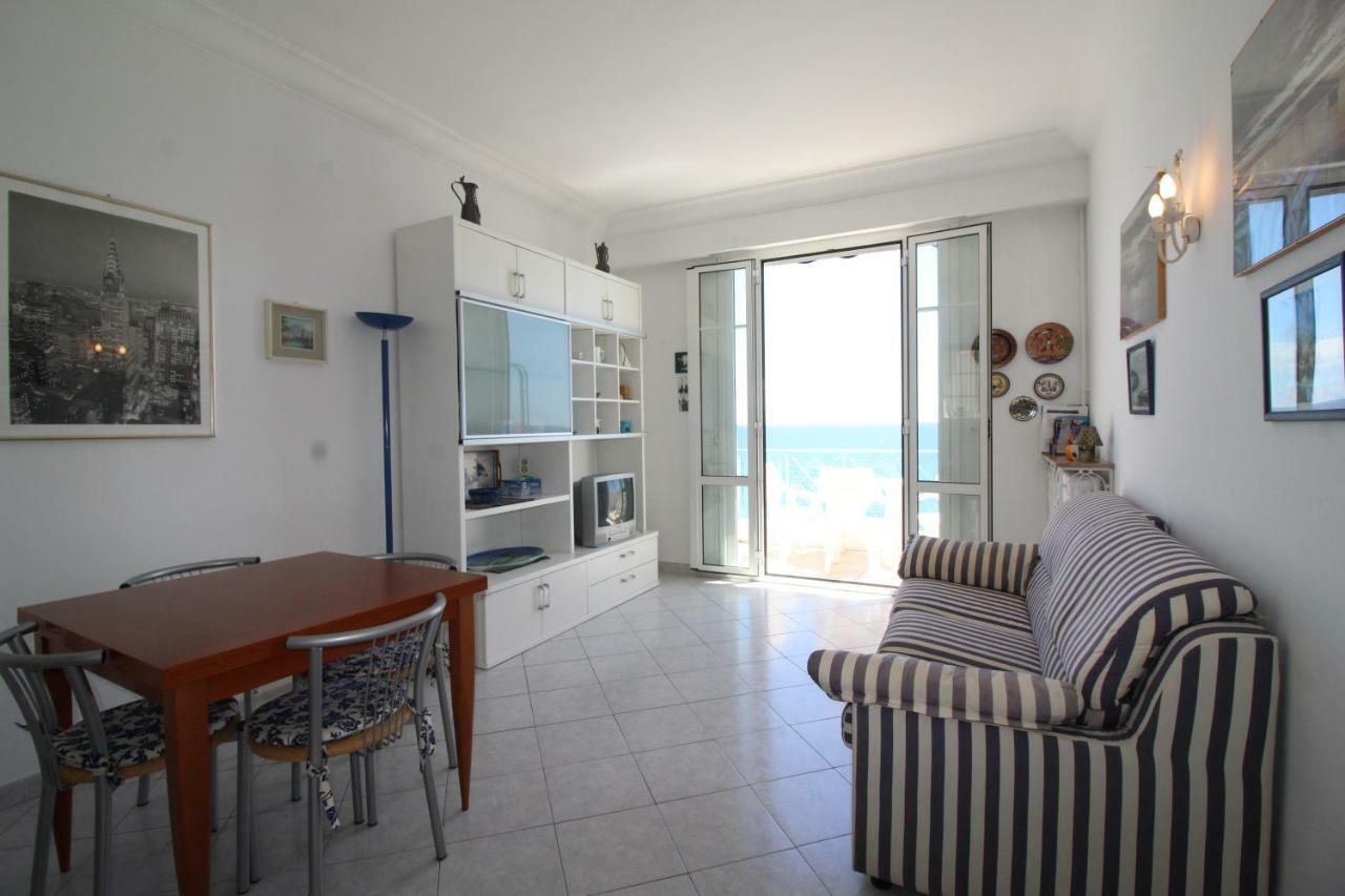 - Electra Vue Mer Balcon Dernier étage Apartment *